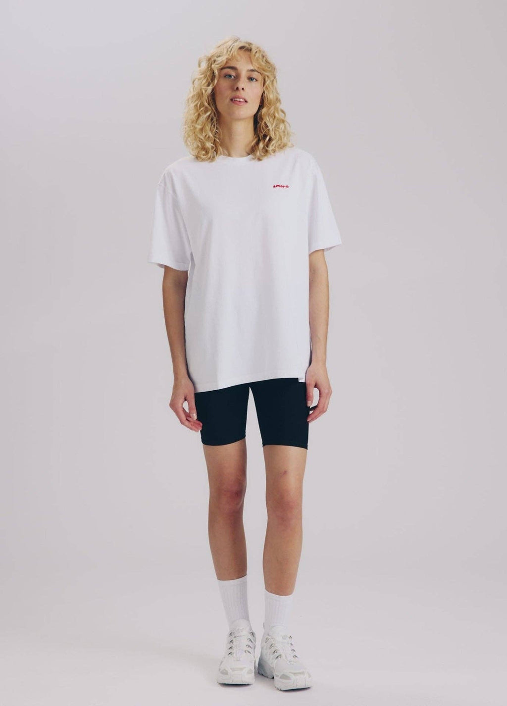 amore Tee