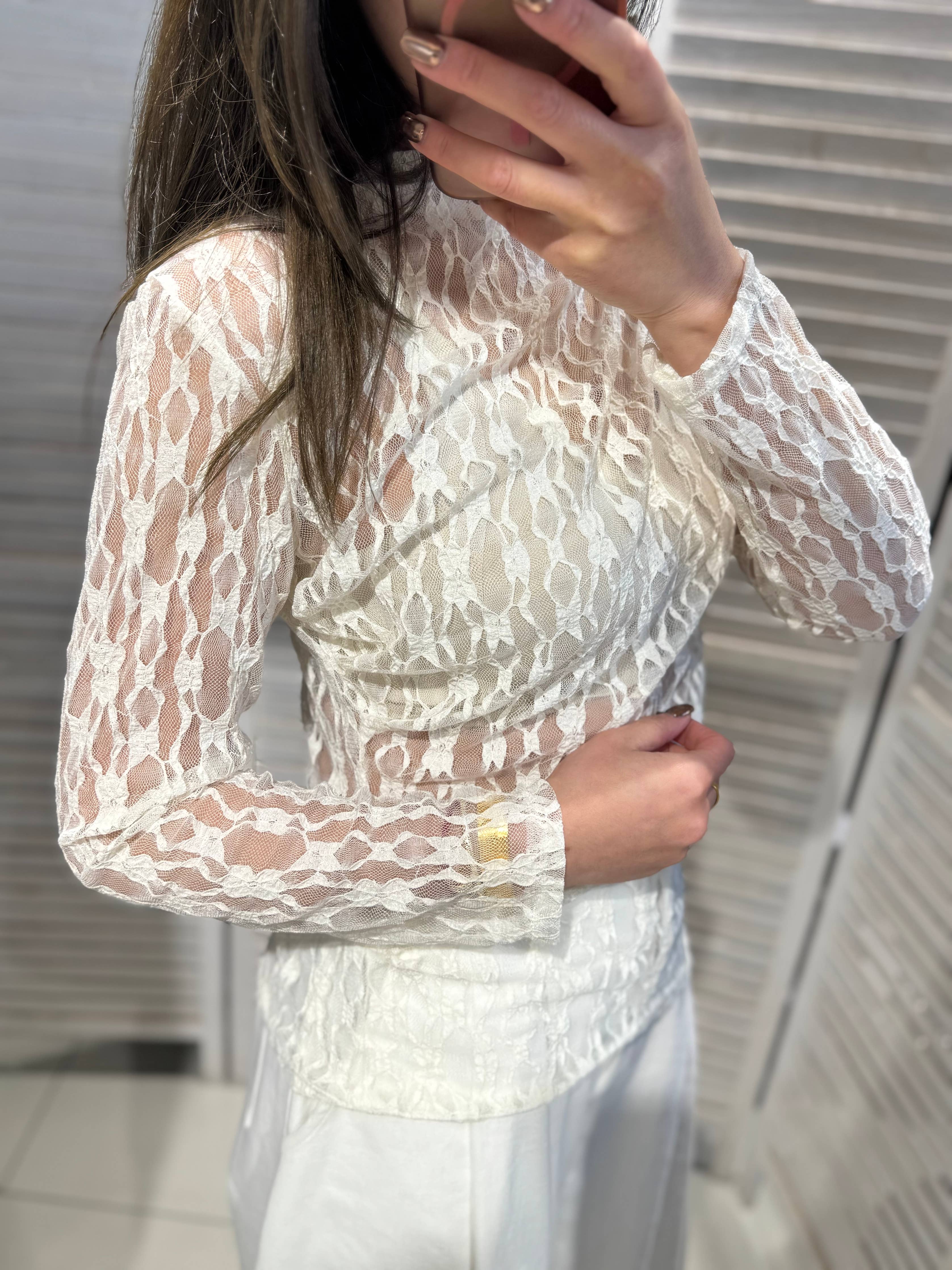 Lace Longsleeve